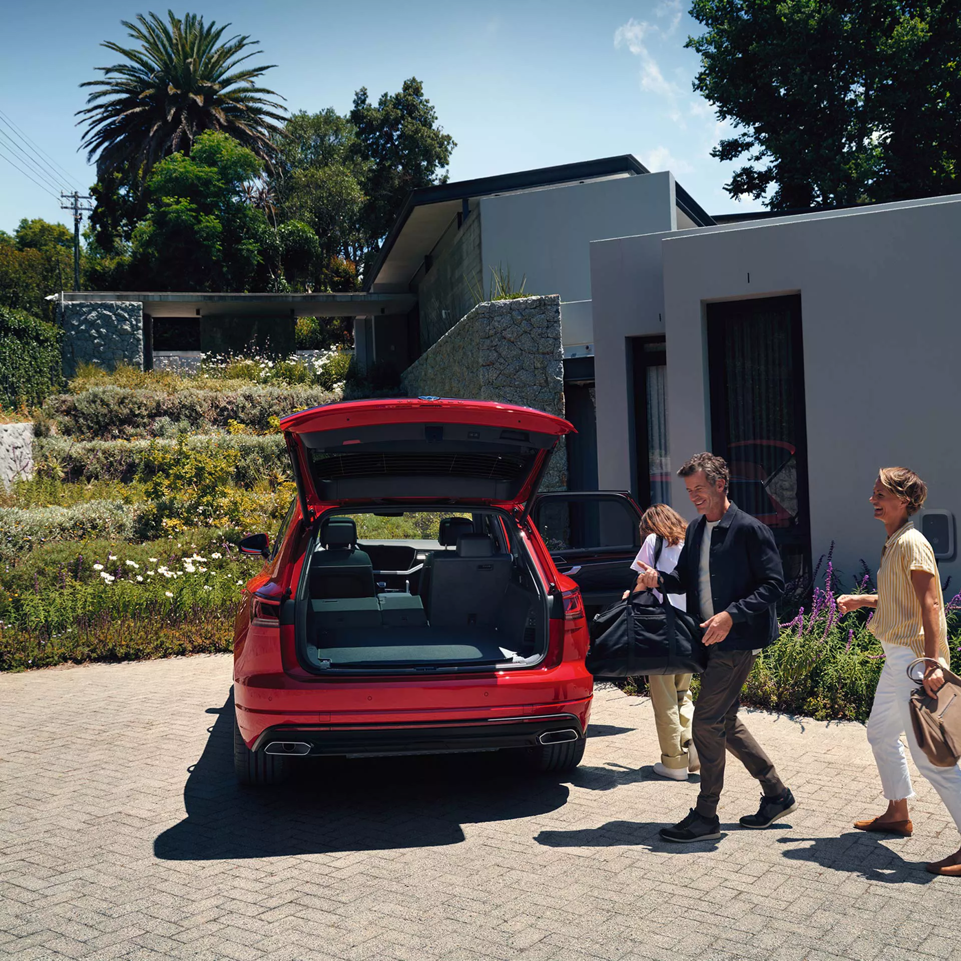 Volkswagen Touareg Premium Rental